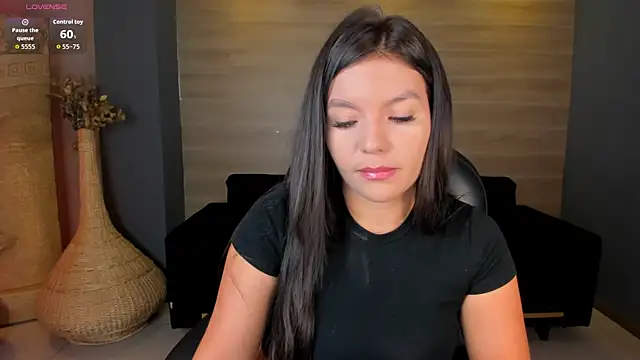 ValeriaRoldanX online show from 22, 4, 2026