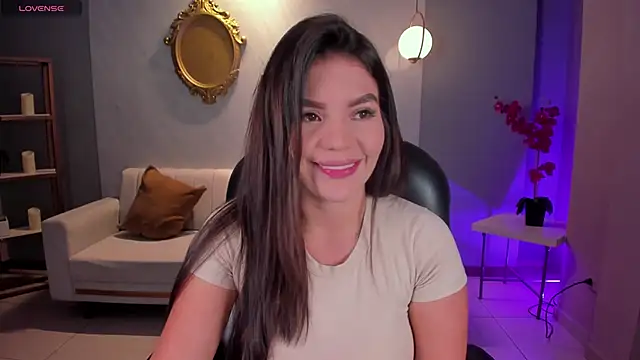 Snapshot of ValeriaRoldanX chatting on 5, 2, 2026 ValeriaRoldanX online show from 5, 2, 2026