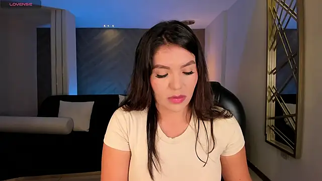 ValeriaRoldanX online show from 6, 4, 2026