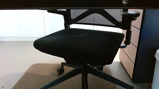 lovewalknaked online show from 25, 11, 2025