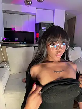 tiana nave online show from 2, 11, 2025