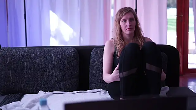 MacTroy online show from 20, 3, 2025