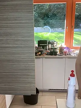 MacTroy online show from 19, 9, 2025