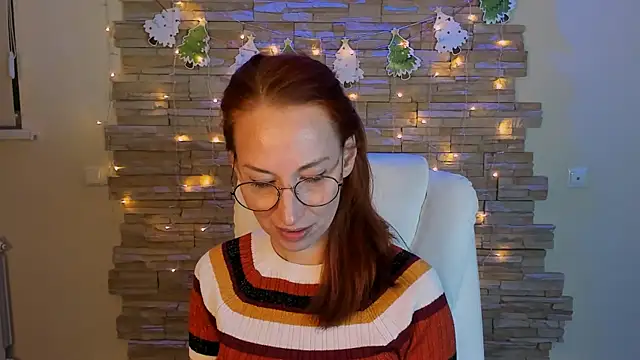 Snapshot of rocco_red chatting on 5, 1, 2025 rocco red online show from 5, 1, 2025