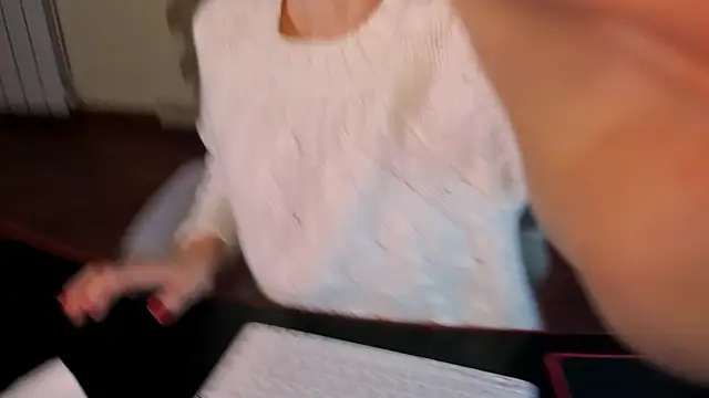 Snapshot of rocco_red chatting on 29, 12, 2024 rocco red online show from 29, 12, 2024