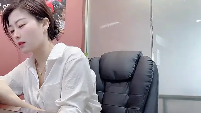 QianF-666 online show from 18, 10, 2025