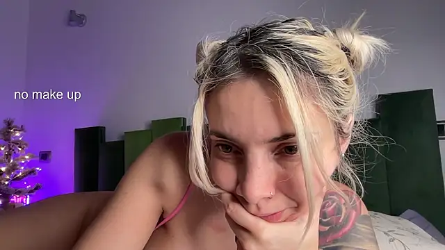 daddyspixxie420 online show from 13, 12, 2024