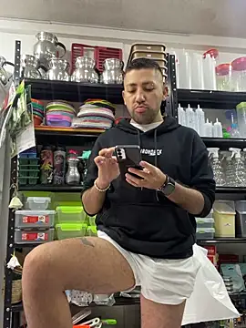 JuanZapata33 online show from 1, 10, 2025