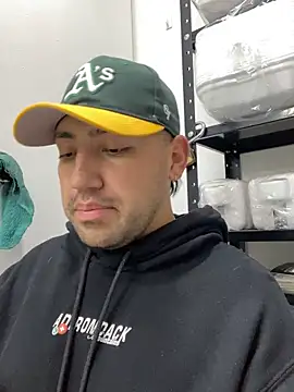 JuanZapata33 online show from 25, 9, 2025