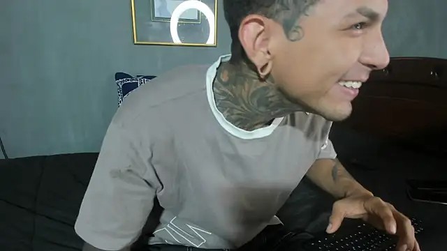 Travistanner 28 online show from 23, 2, 2026