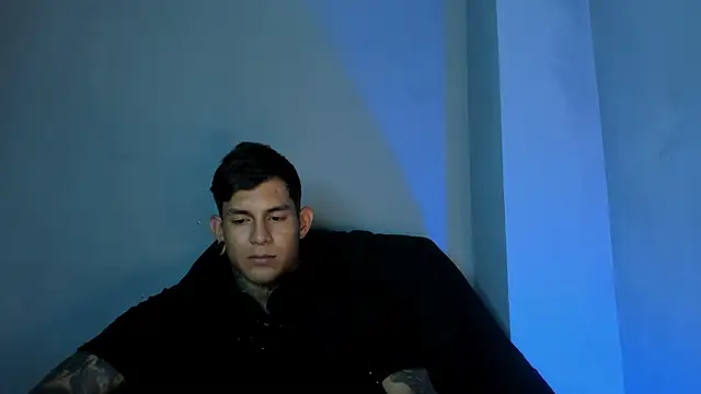 Snapshot of Travistanner_28 chatting on 30, 6, 2026 Travistanner 28 online show from 30, 6, 2026