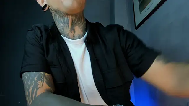 Snapshot of Travistanner_28 chatting on 1, 7, 2026 Travistanner 28 online show from 1, 7, 2026