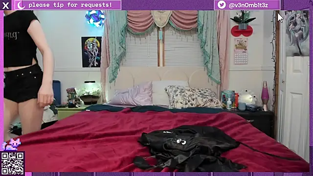 Snapshot of v3n0mb1t3z chatting on 27, 9, 2025 v3n0mb1t3z online show from 27, 9, 2025