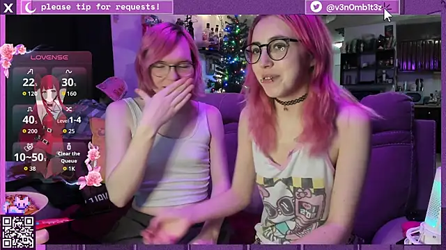 Snapshot of v3n0mb1t3z chatting on 20, 12, 2025 v3n0mb1t3z online show from 20, 12, 2025