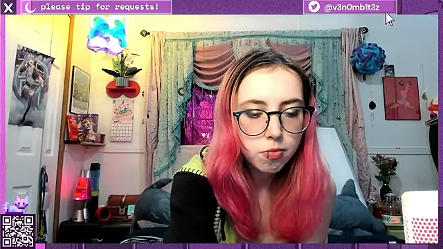 Snapshot of v3n0mb1t3z chatting on 15, 3, 2026 v3n0mb1t3z online show from 15, 3, 2026