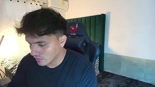 man dur07 online show from 29, 11, 2025