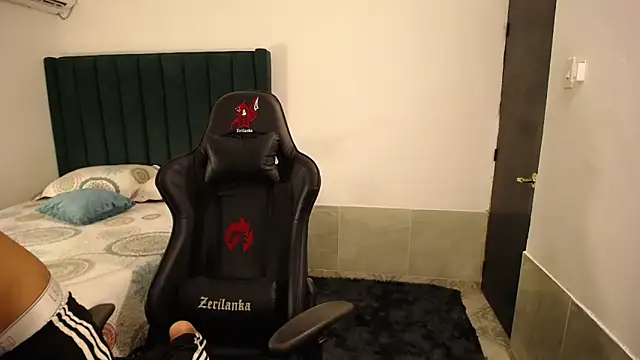 man dur07 online show from 2, 10, 2025