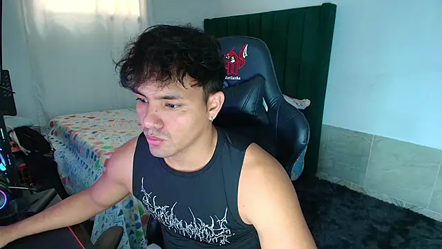 Snapshot of man_dur07 chatting on 21, 4, 2026 man dur07 online show from 21, 4, 2026