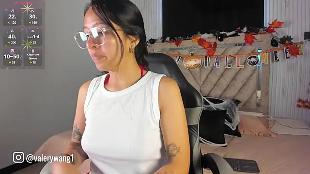 Valery wang online show from 16, 10, 2025