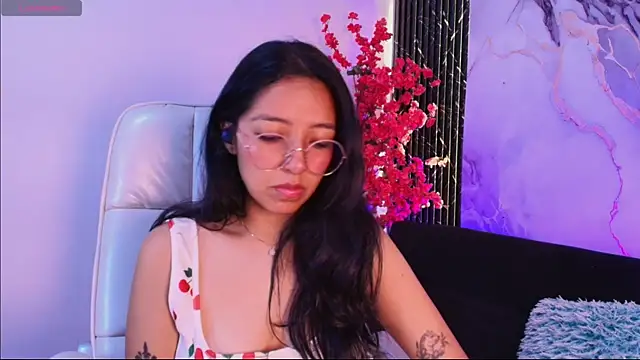 Valery wang online show from 7, 4, 2026