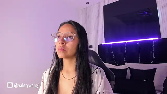 Valery wang online show from 11, 9, 2025