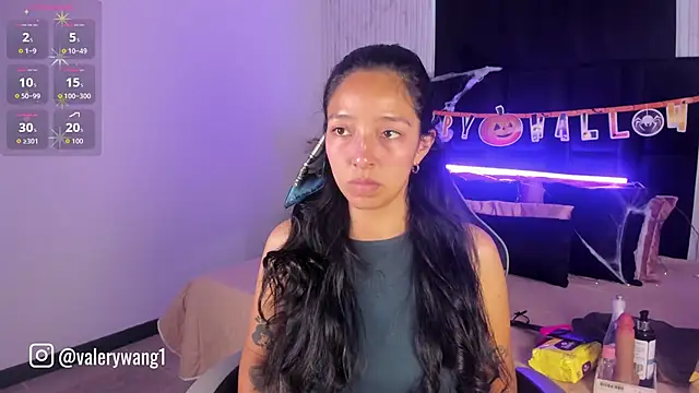 Valery wang online show from 8, 10, 2025