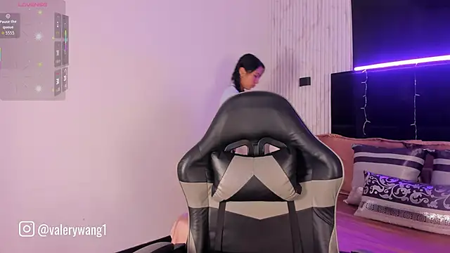 Valery wang online show from 23, 9, 2025