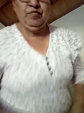 florecita69 online show from 17, 2, 2025