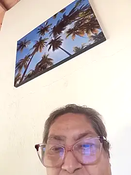 florecita69 online show from 28, 4, 2026