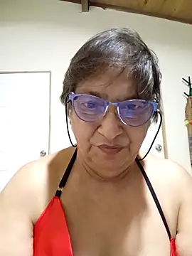 florecita69 online show from 11, 10, 2025