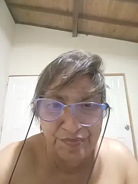 florecita69 online show from 8, 11, 2025