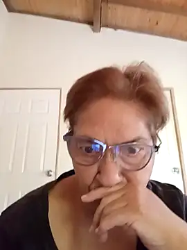 florecita69 online show from 1, 12, 2025