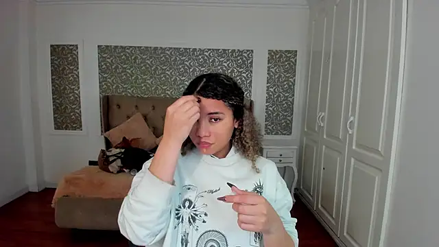 Mayaa ross online show from 23, 9, 2025