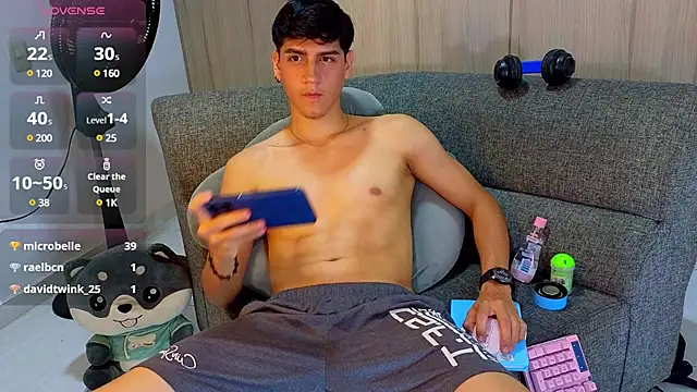 zackary 0 online show from 24, 1, 2025