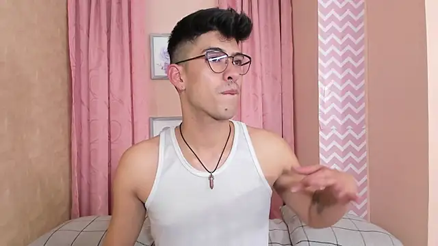 Ryan Clark  online show from 18, 12, 2024