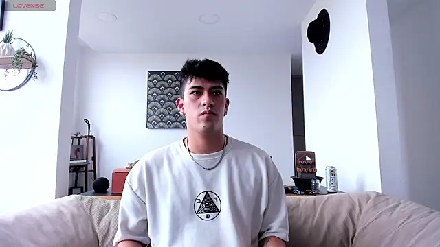 Ryan Clark  online show from 17, 4, 2026