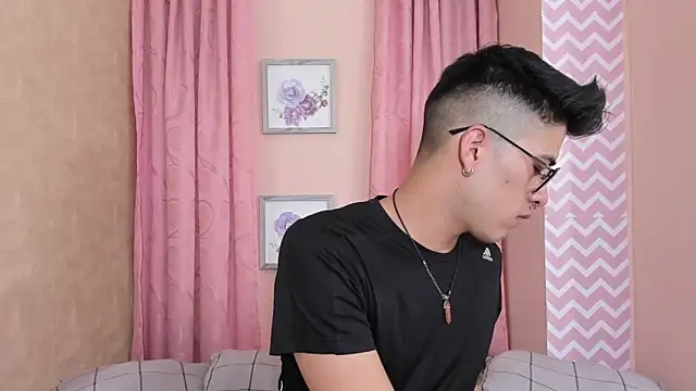 Ryan Clark  online show from 16, 12, 2024