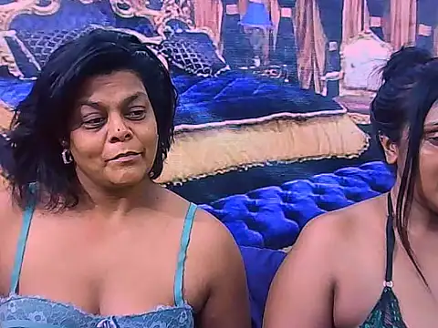 indianCherryPie online show from 28, 11, 2025