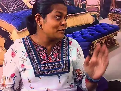 indianCherryPie online show from 2, 2, 2026