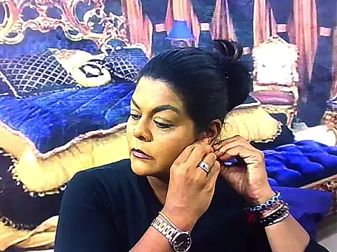 indianCherryPie online show from 27, 10, 2025