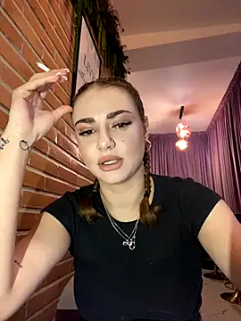 Abby  White online show from 27, 9, 2025