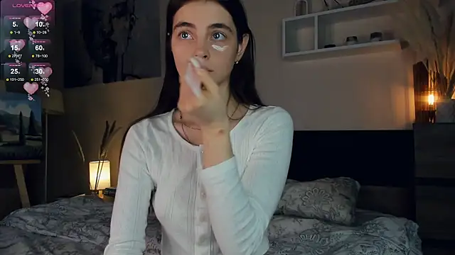 MaryJacksoon online show from 3, 3, 2025