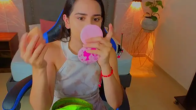angelica dymond online show from 18, 7, 2026