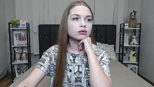 LaraPika online show from 19, 11, 2025