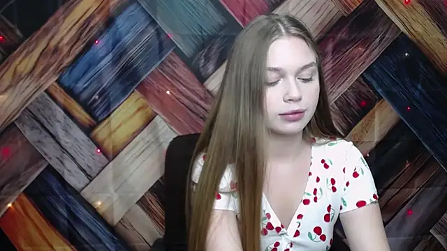 LaraPika online show from 2, 10, 2025