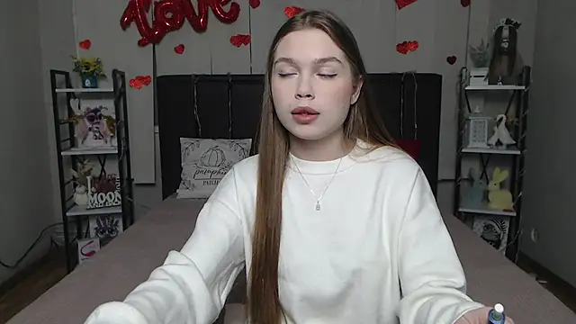 LaraPika online show from 18, 2, 2026