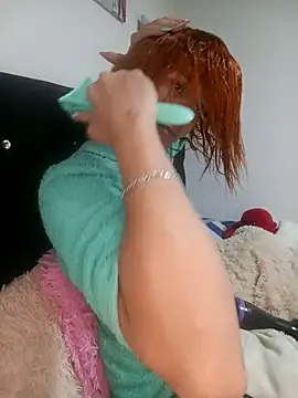 giuliana andrade online show from 10, 10, 2025