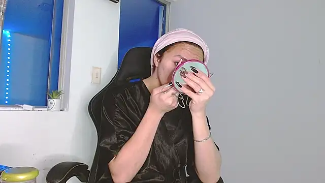 giuliana andrade online show from 11, 3, 2026