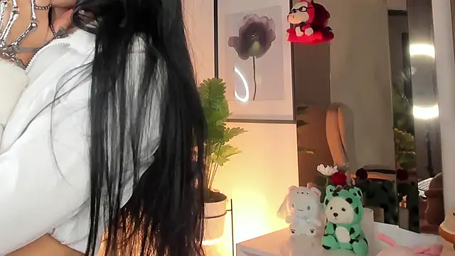 Kitty Eliffe online show from 19, 9, 2025