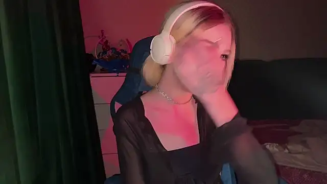 Stuffy Ri online show from 24, 1, 2025